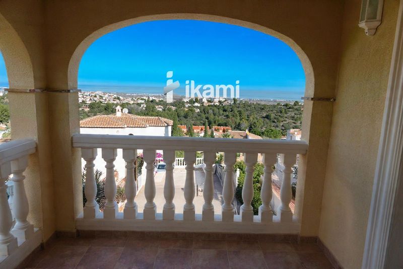 Detached Villa for sale Rafol D