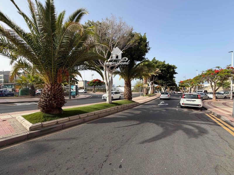 Garaje en venta Adeje, Santa Cruz Tenerife. Ref: 2612. Inmoisland 