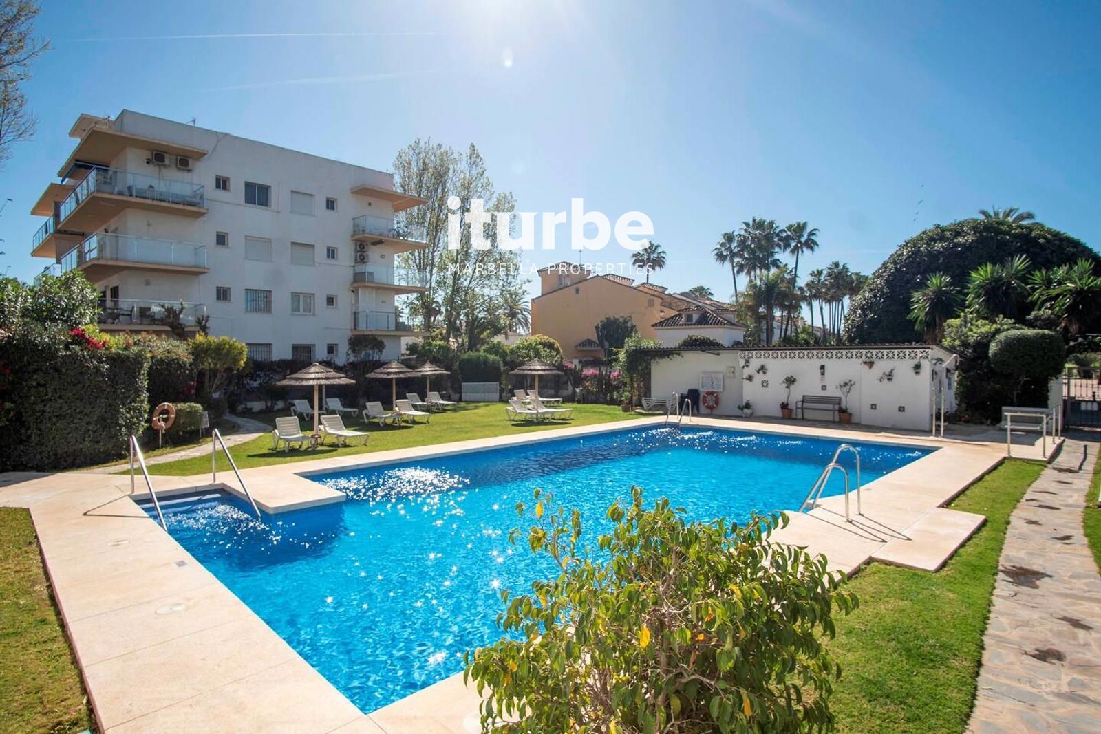 Flat for rent Marbella, Málaga. Ref: 1247. Iturbe Properties