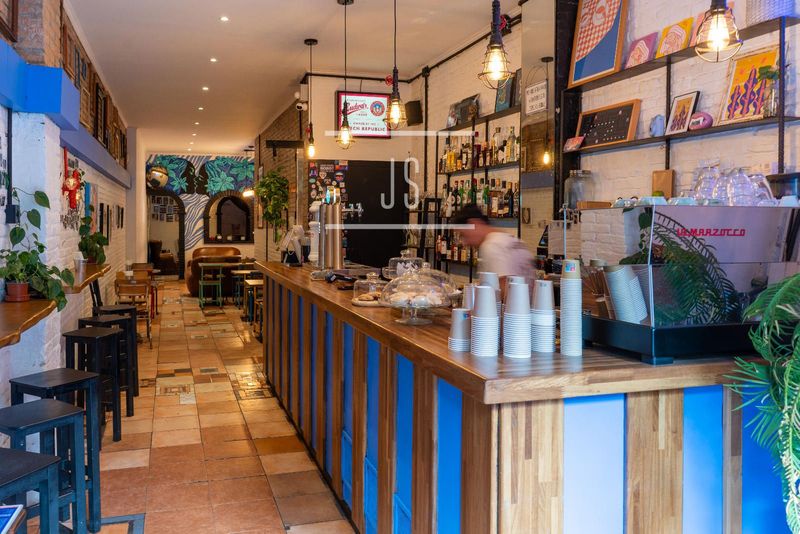 Local Comercial en traspaso Barcelona. Ref: 3042. JS 