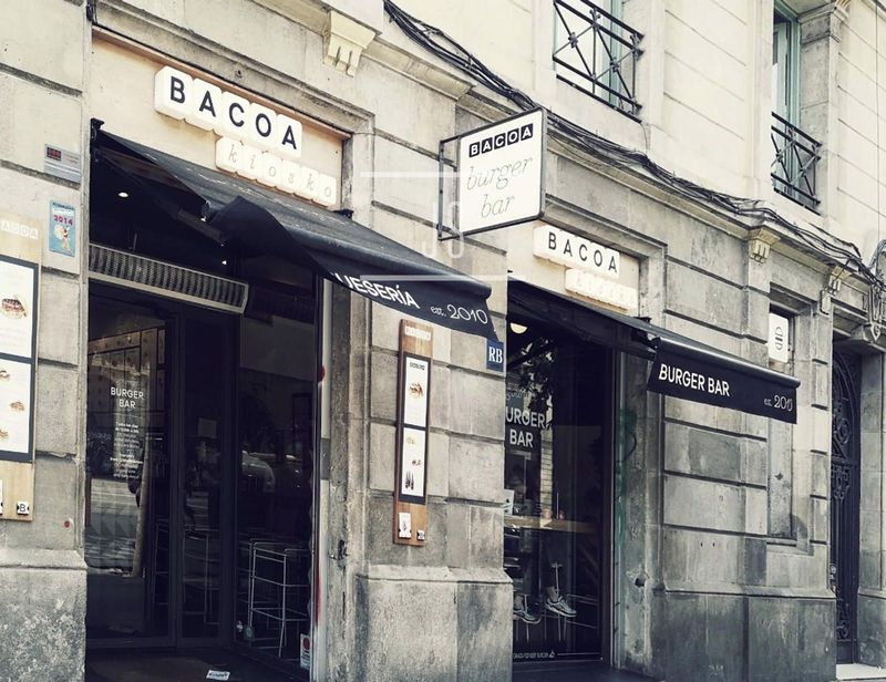 Comercial Premise for trade sale Barcelona. Ref: 3270. JS 