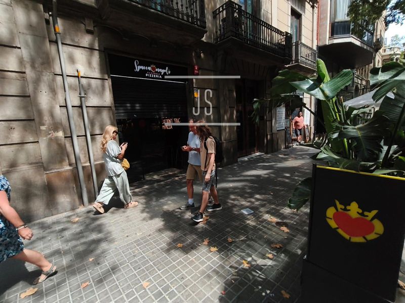 Local Comercial en traspaso Barcelona. Ref: 3470. JS 