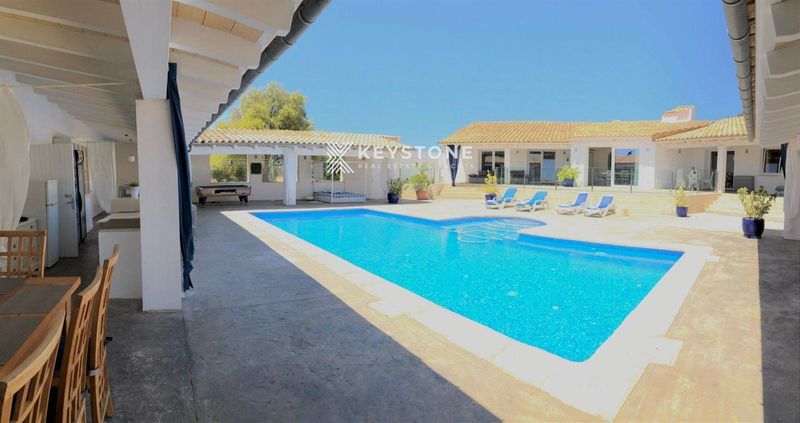 Окремий котедж на продаж Llucmajor, Baleares. Ref: 1891. Keystone Real Estate & Yachts