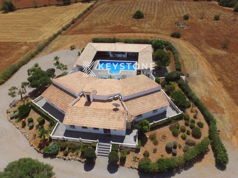 Chalet Independiente en venta Llucmajor, Baleares. Ref: 1891. Keystone Real Estate & Yachts