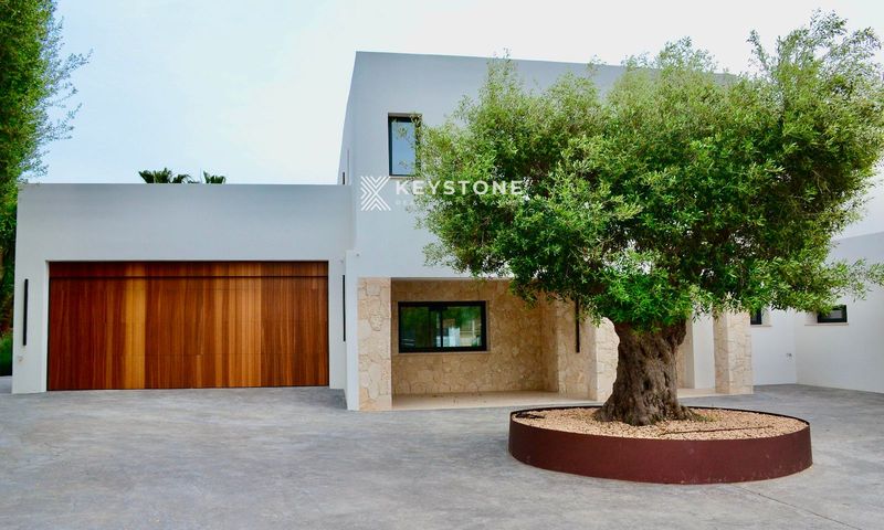 Detached Villa for sale Santa Ponça, Baleares. Ref: 2612. Keystone Real Estate & Yachts