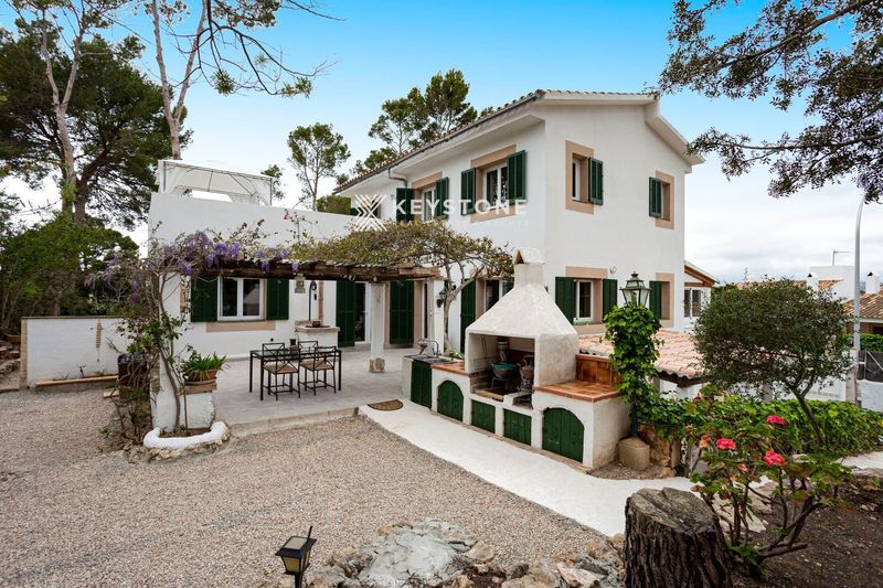 House for sale Calvià, Baleares. Ref: 2849. Keystone Real Estate & Yachts