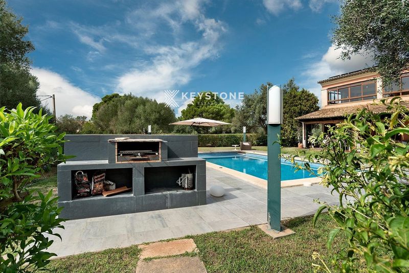 Окремий котедж на продаж Santa María del Cami, Baleares. Ref: 3149. Keystone Real Estate & Yachts