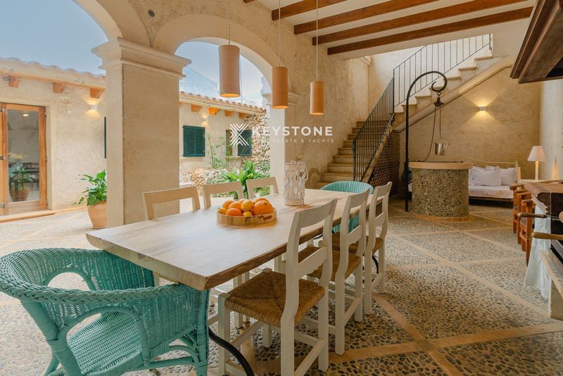 Chalet Independiente en venta Petra, Baleares. Ref: 3329. Keystone Real Estate & Yachts