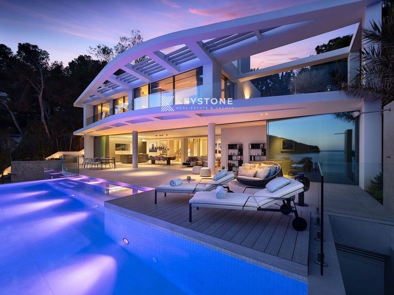 Villa en venta Andratx, Baleares. Ref: 3332. Keystone Real Estate & Yachts