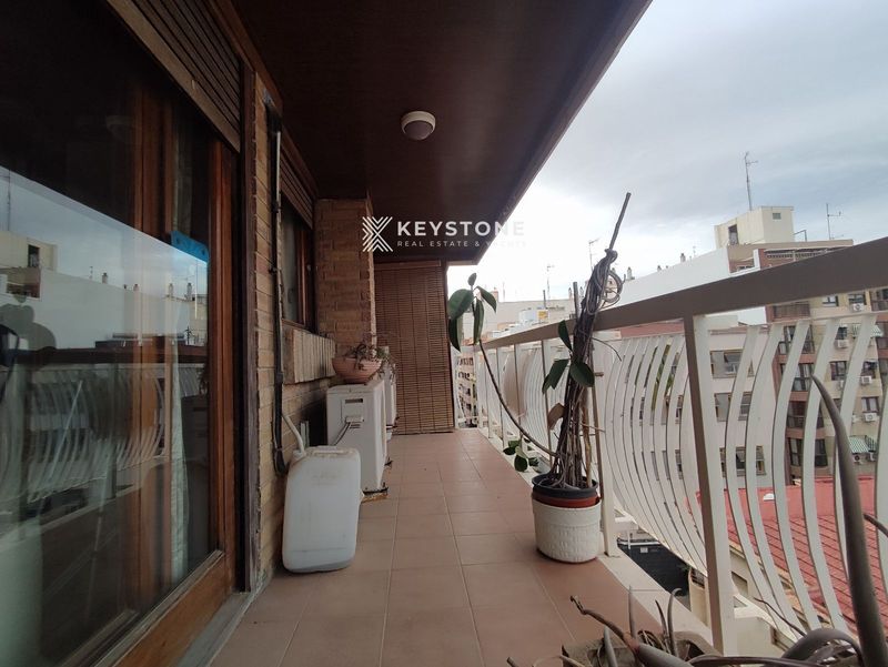 Piso en venta Alicante/Alacant, Alicante. Ref: 3407. Keystone Real Estate & Yachts