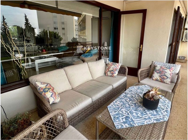 Piso en alquiler Portals Nous, Baleares. Ref: 3537. Keystone Real Estate & Yachts