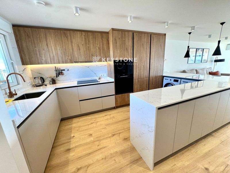 Piso en alquiler Alicante/Alacant, Alicante. Ref: 3550. Keystone Real Estate & Yachts