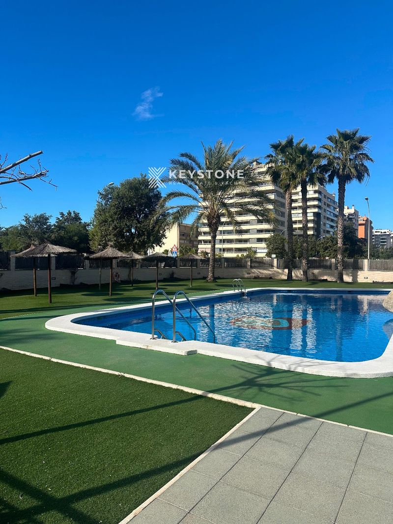 Piso en alquiler Alicante/Alacant, Alicante. Ref: 3553. Keystone Real Estate & Yachts