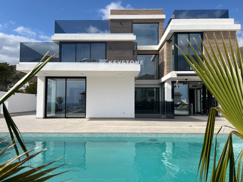 Villa en venta Benidorm, Alicante. Ref: 3676. Keystone Real Estate & Yachts