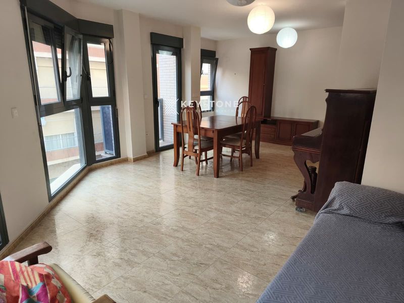 Piso en alquiler Alicante/Alacant, Alicante. Ref: 3855. Keystone Real Estate & Yachts