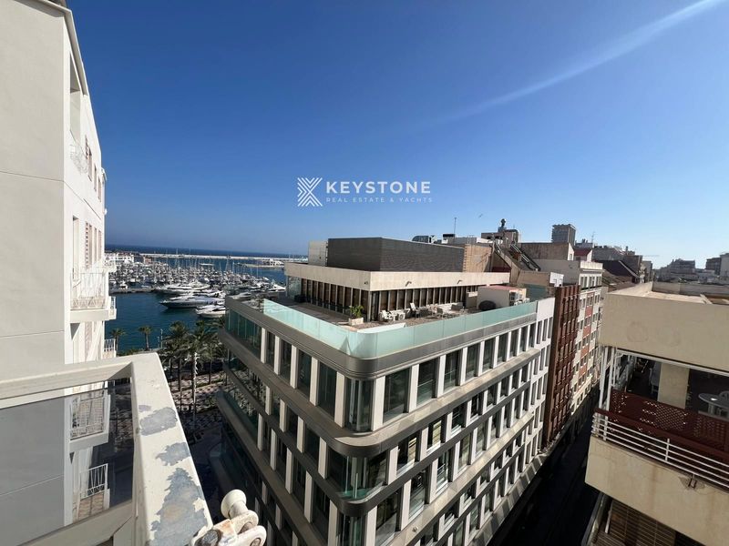 пентхаус в аренду Alicante/Alacant, Alicante. Ref: 3904. Keystone Real Estate & Yachts