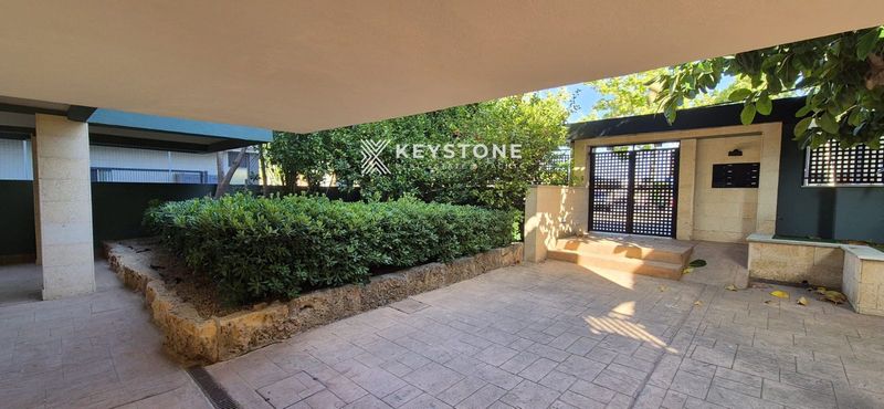 квартира в аренду Palma De Mallorca, Baleares. Ref: 3927. Keystone Real Estate & Yachts