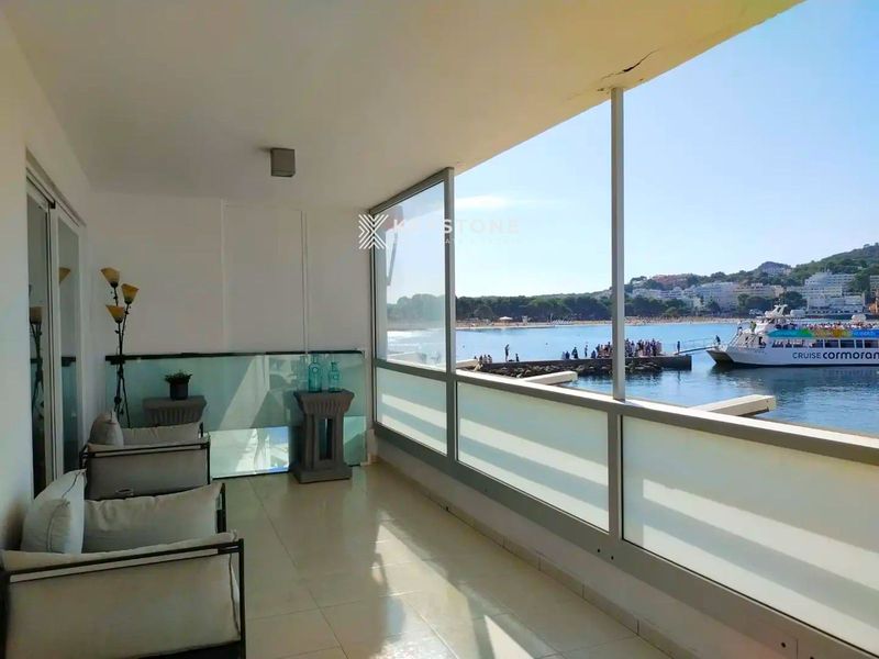 пентхаус в аренду Costa De La Calma, Baleares. Ref: 3940. Keystone Real Estate & Yachts