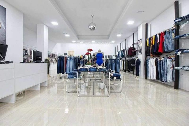 Комерційне приміщення на продаж Palma De Mallorca, Baleares. Ref: 3942. Keystone Real Estate & Yachts