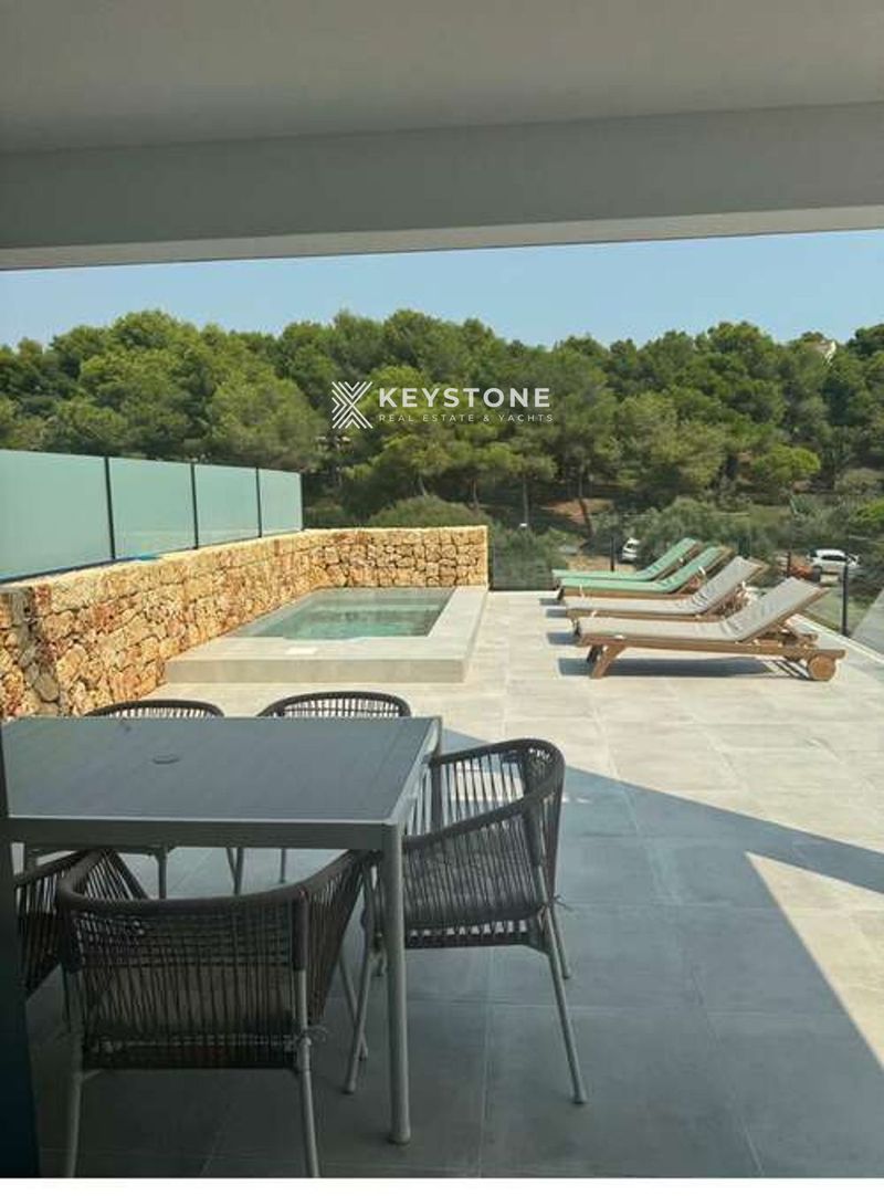 Dúplex en alquiler Cala Mandia, Baleares. Ref: 3983. Keystone Real Estate & Yachts