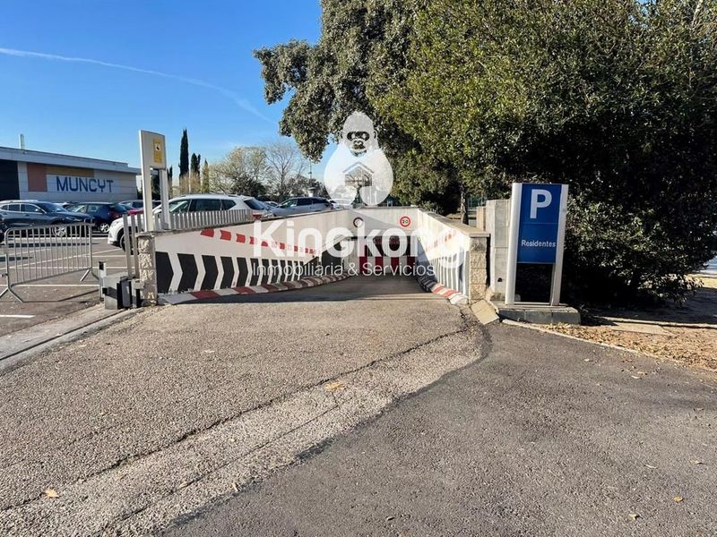 Garaje en venta Alcobendas, Madrid. Ref: 1068. King Kong Inmobiliaria & Servicios