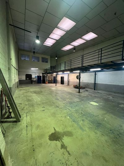 Nave Industrial en alquiler Móstoles, Madrid. Ref: 1473. King Kong Inmobiliaria & Servicios