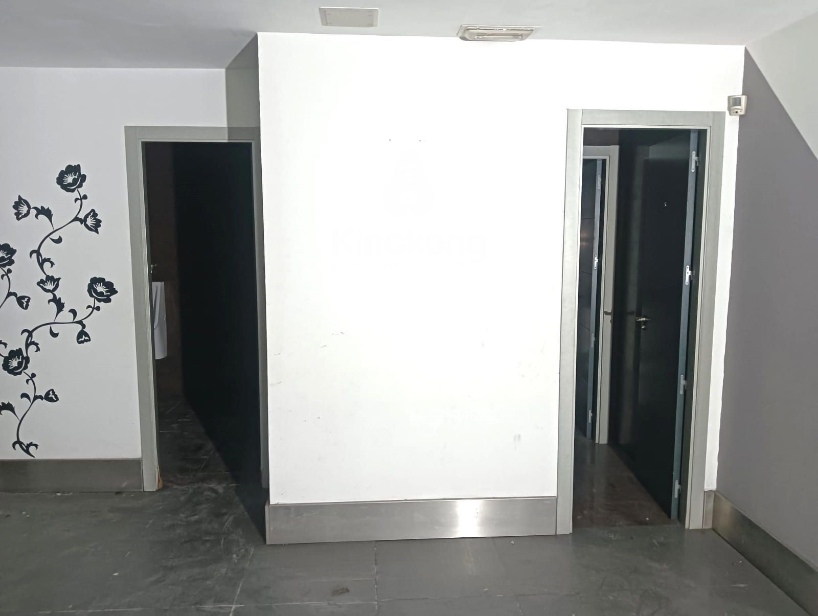 REPRESENTATIVE BUILDING FOR SALE IN TORREJÓN DE ARDOZ, MADRID. - Foto 8