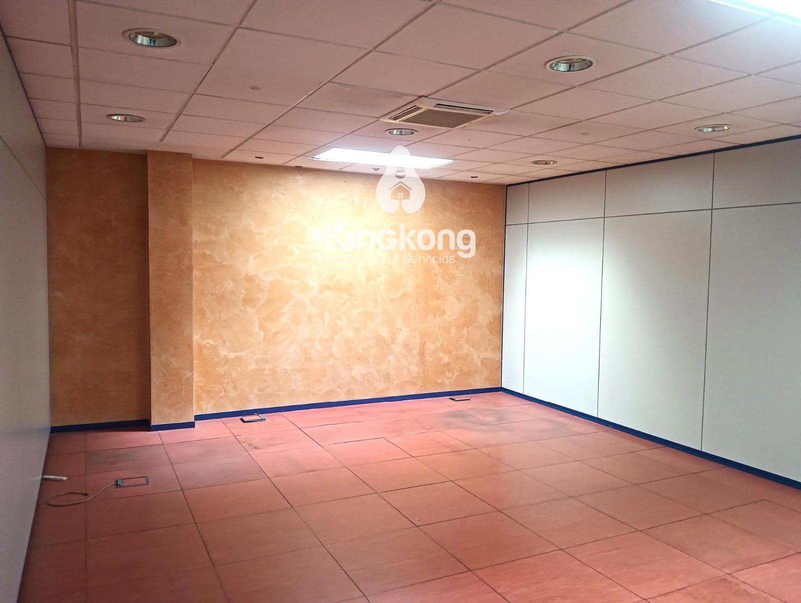 REPRESENTATIVE BUILDING FOR SALE IN TORREJÓN DE ARDOZ, MADRID. - Foto 19