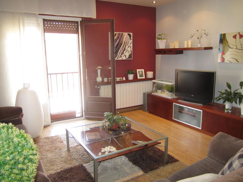 Piso en venta Centelles, Barcelona. Ref: 1341. Kiwi Homes