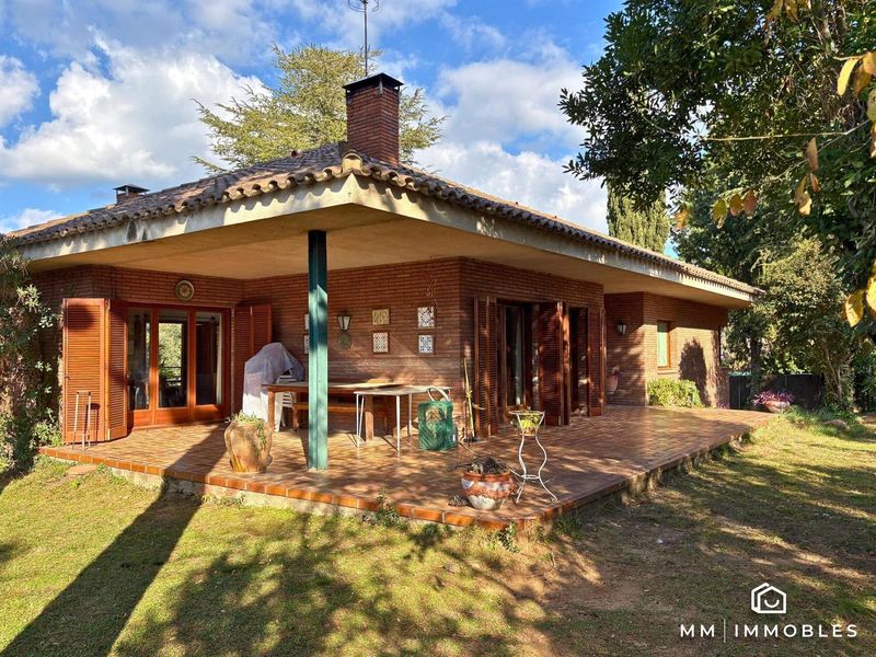 Chalet Independiente en venta Les Franqueses Del Valles, Barcelona. Ref: 1415. Kiwi Homes