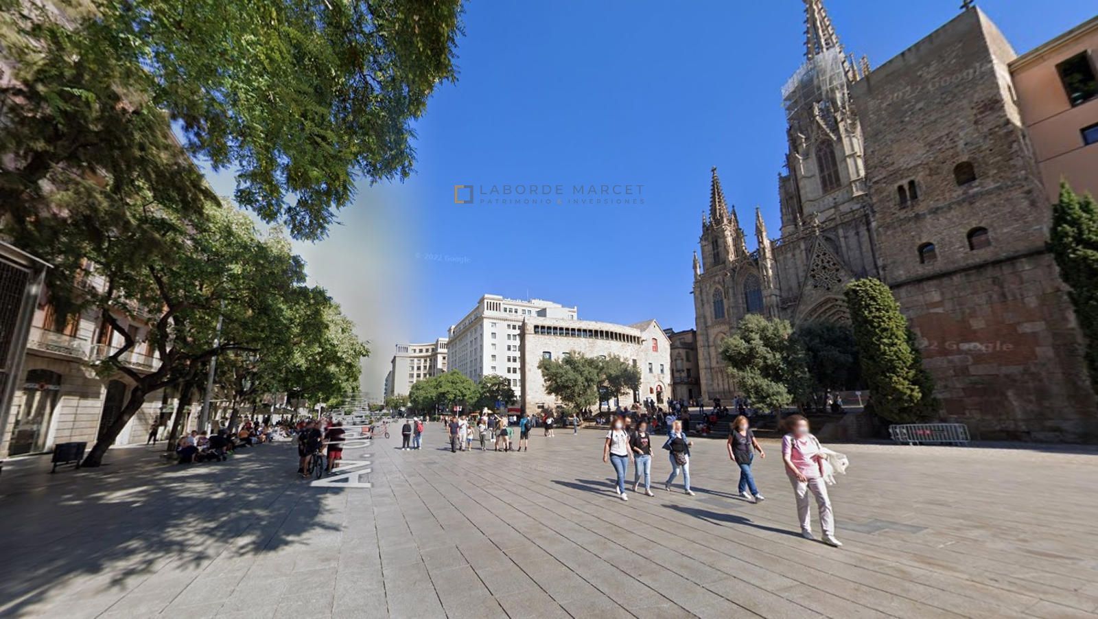 Local en traspaso cerca de Portal del Ángel – Barcelona