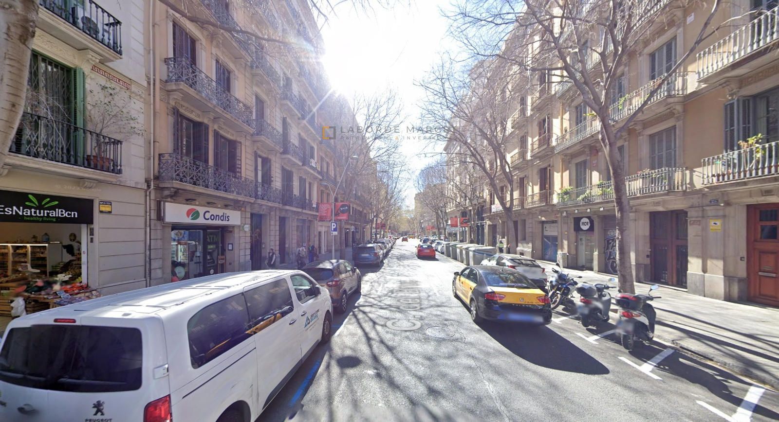 Local Comercial en traspaso Barcelona. Ref: 10585. LABORDE MARCET
