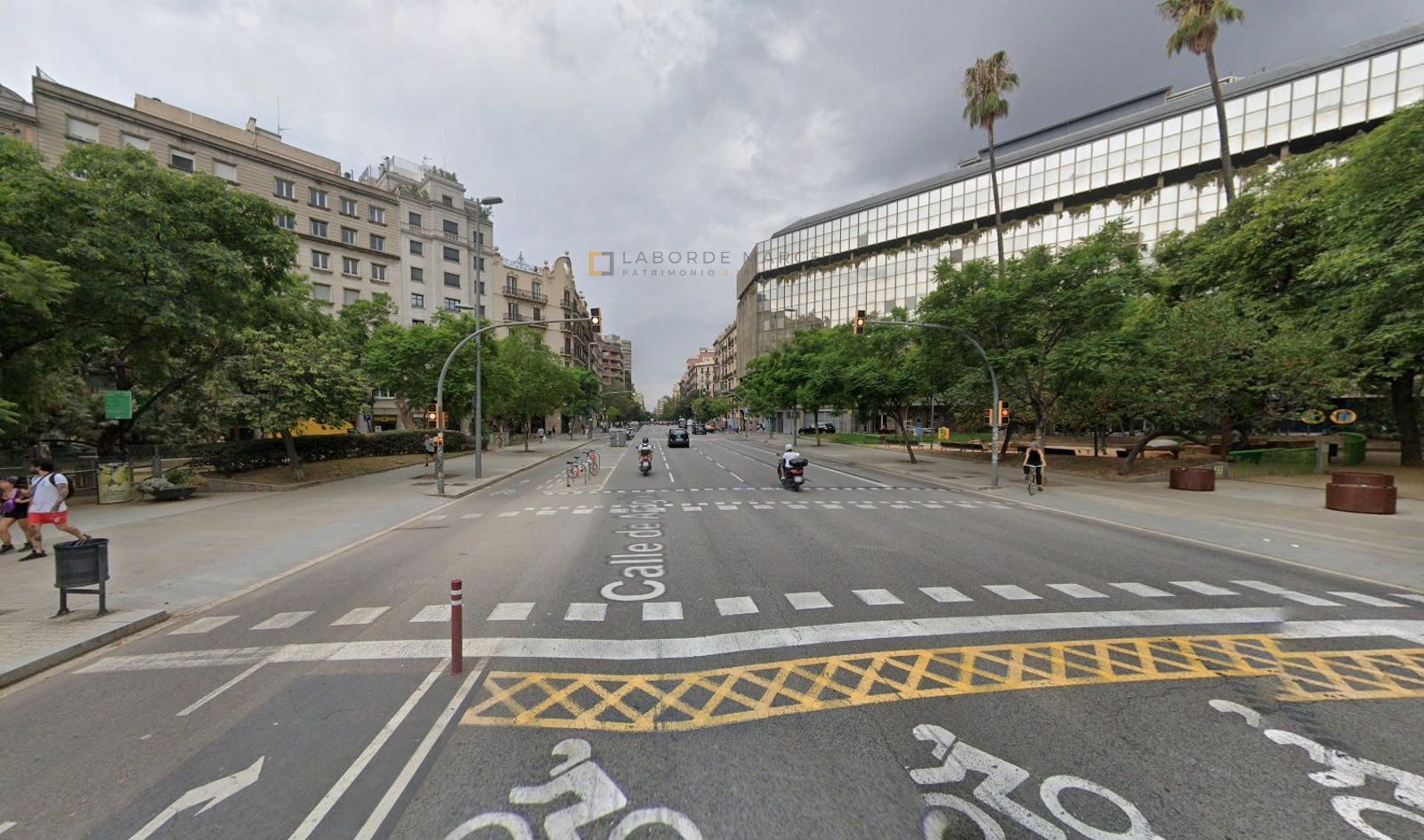 Local Comercial en traspaso Barcelona. Ref: 10655. LABORDE MARCET