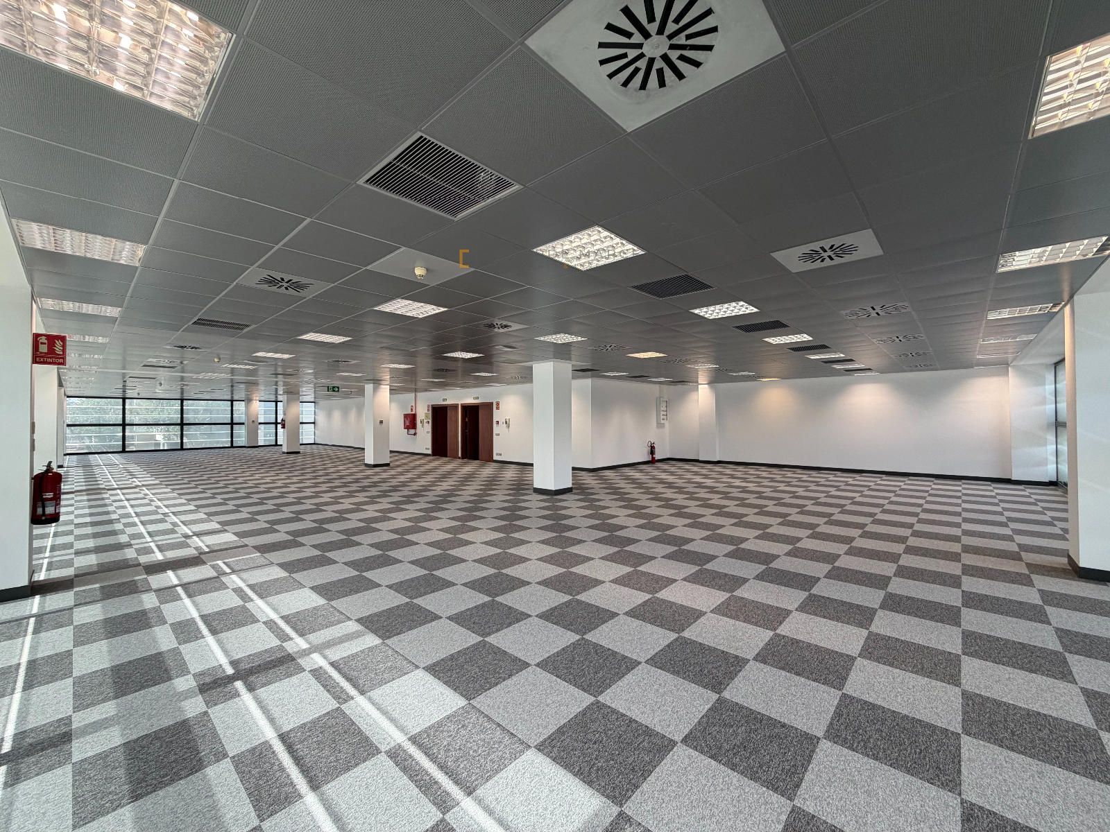 https://media.mobiliagestion.es/Portals/inmolabordemarcet/Images/11252/28340423.jpg
