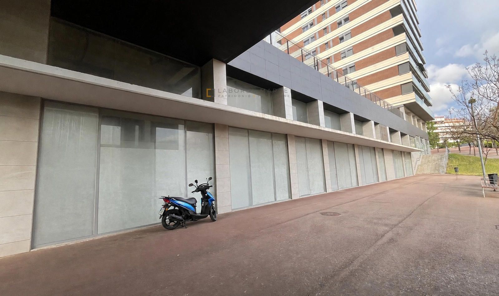 Local en alquiler en C/ Ernest Lluch – Cornellà