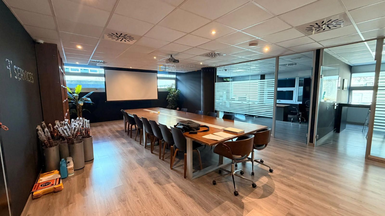 https://media.mobiliagestion.es/Portals/inmolabordemarcet/Images/11527/28462130.jpg