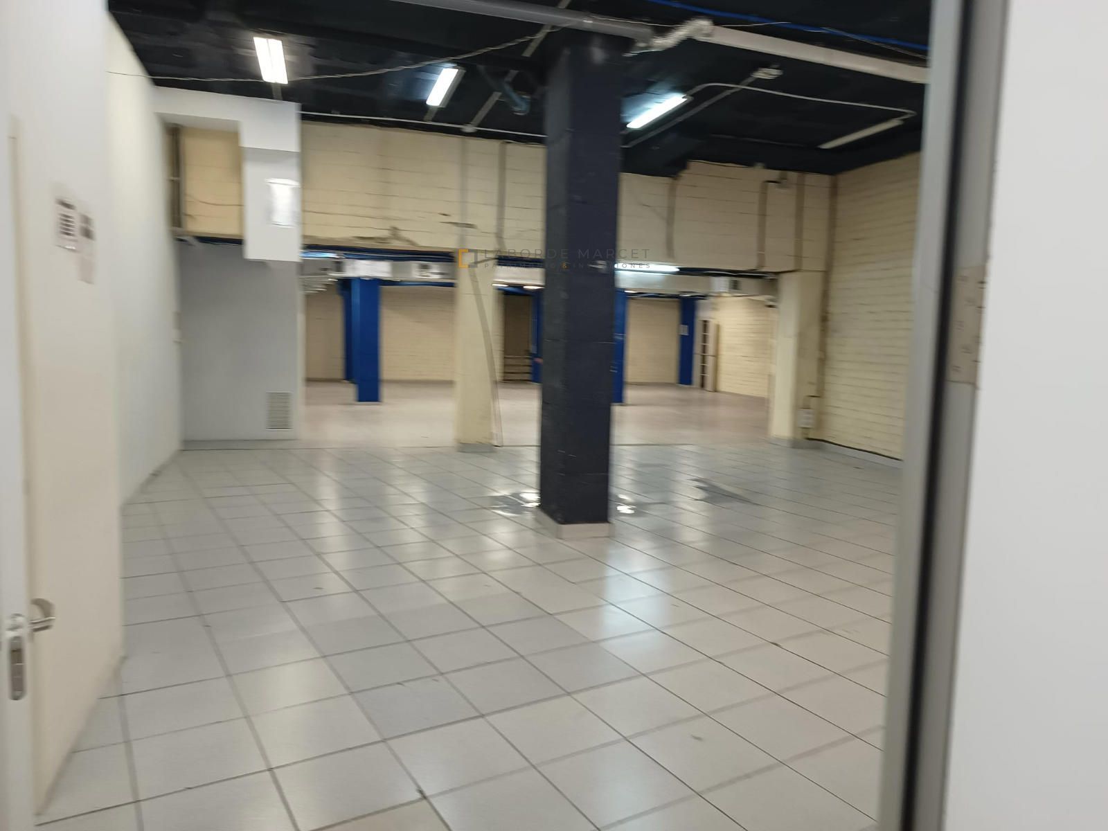 https://media.mobiliagestion.es/Portals/inmolabordemarcet/Images/11619/26959680.jpg