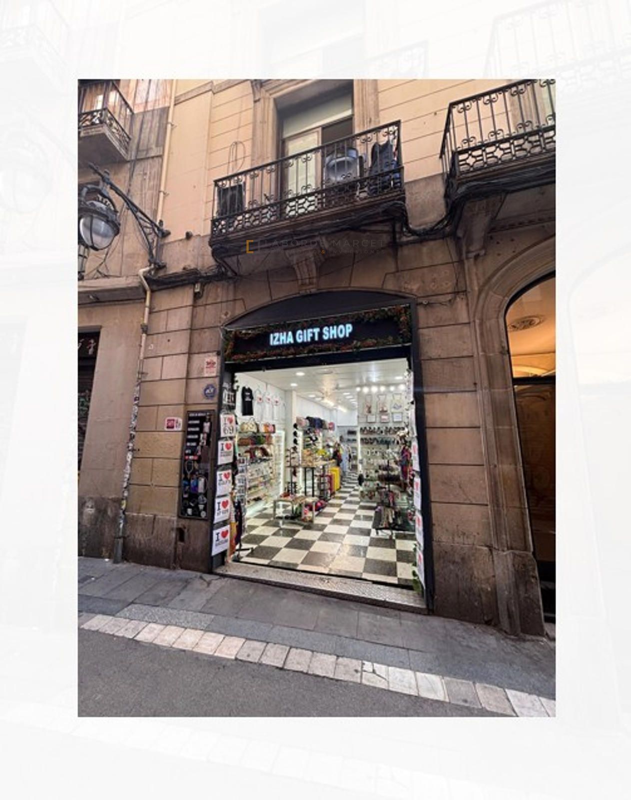 Local comercial en traspaso en C/ Avinyó – Barcelona