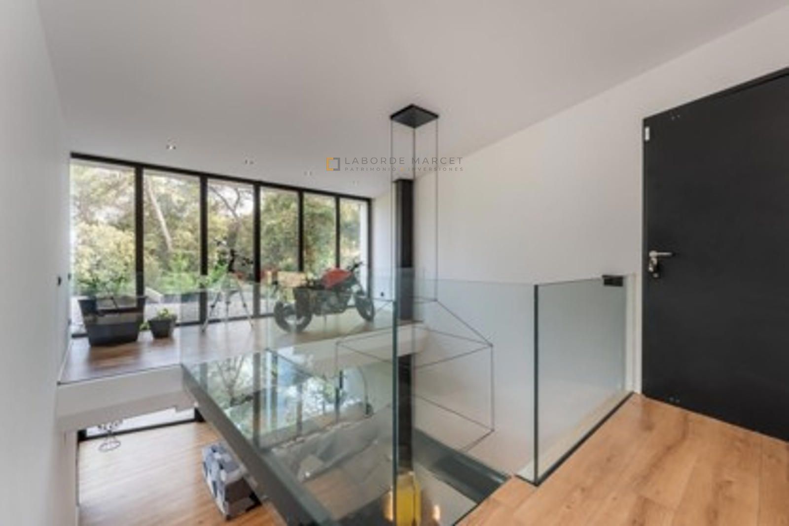 https://media.mobiliagestion.es/Portals/inmolabordemarcet/Images/8781/27992651.jpg
