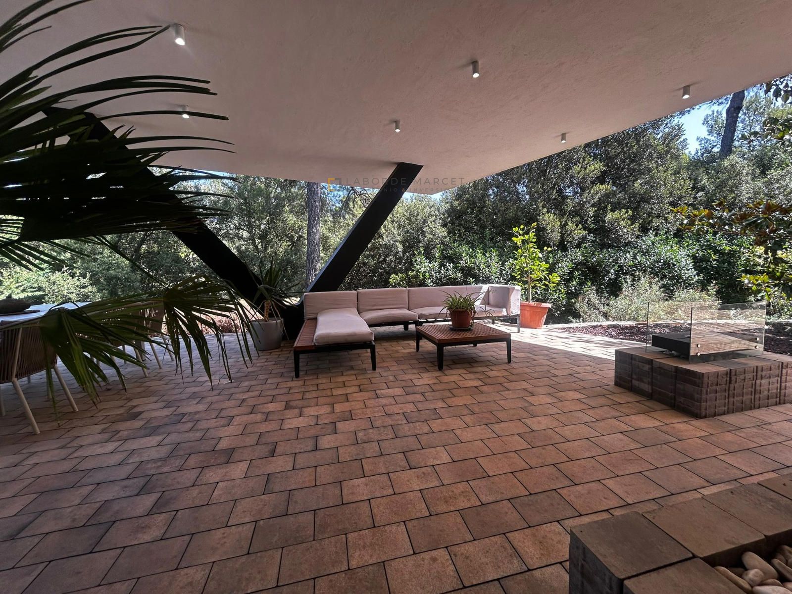https://media.mobiliagestion.es/Portals/inmolabordemarcet/Images/8781/28212976.jpg