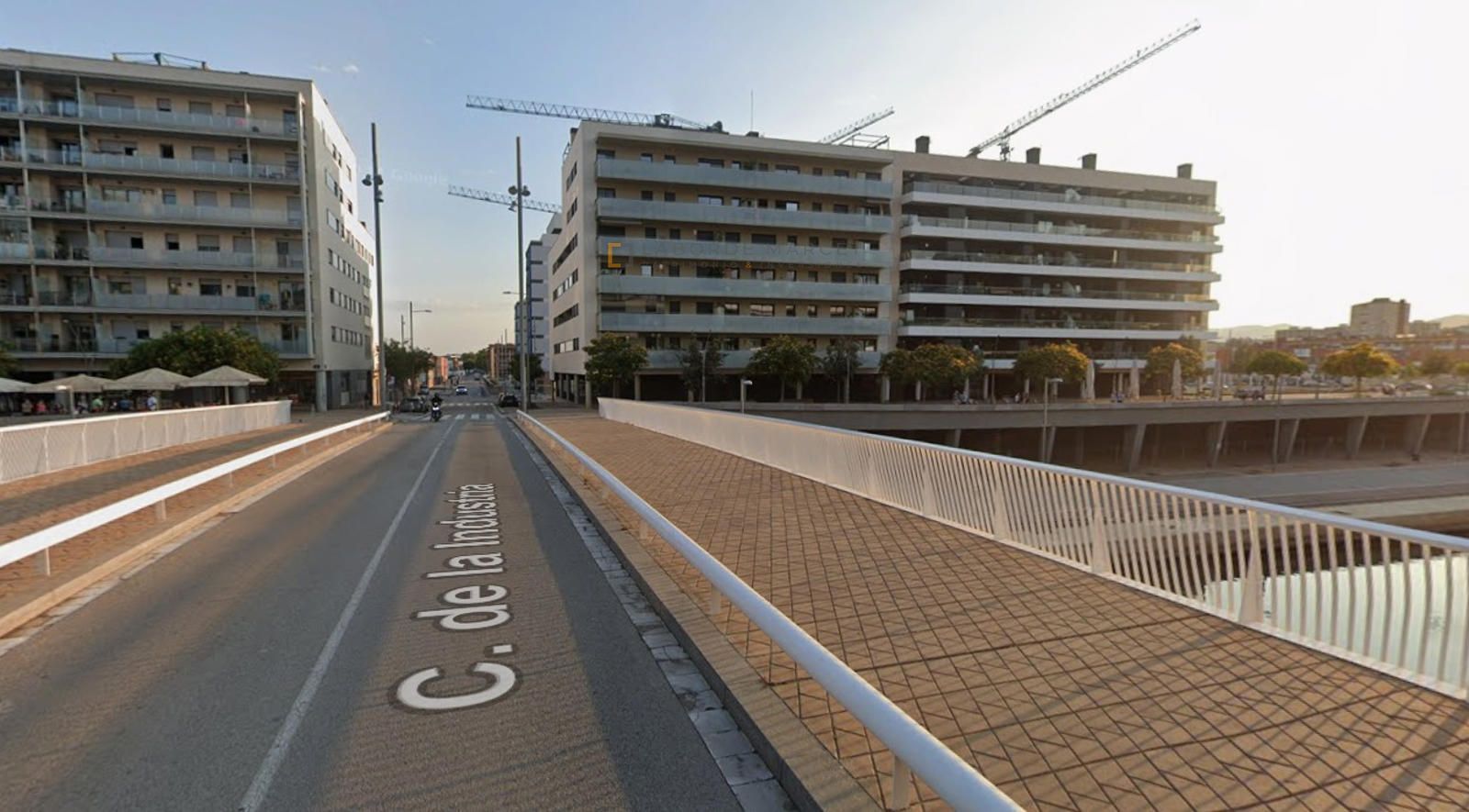 https://media.mobiliagestion.es/Portals/inmolabordemarcet/Images/9357/25733834.jpg