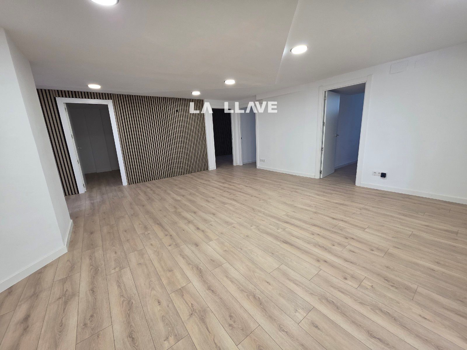 Locaux vente et location Blanes, Girona. Ref: 1673. La Llave