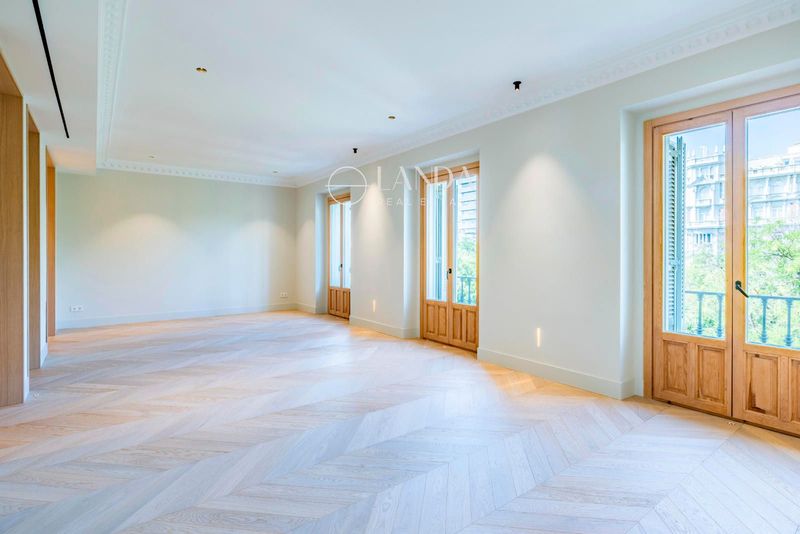 Piso en venta Madrid. Ref: 1028. Landa Real Estate