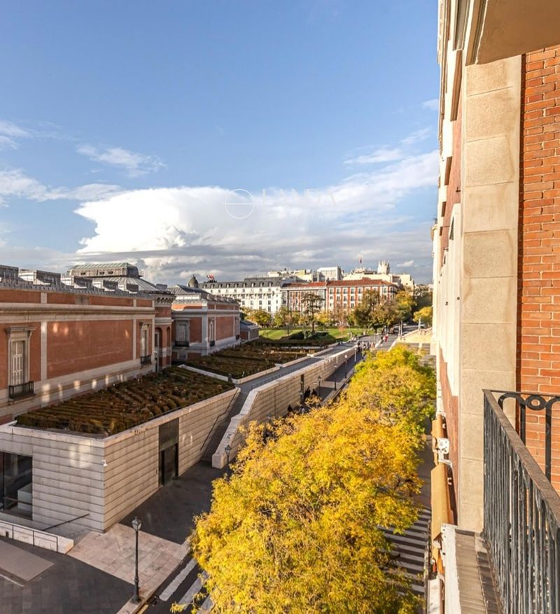 Piso en venta Madrid. Ref: 1049. Landa Real Estate