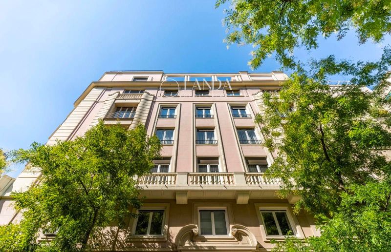 Piso en venta Madrid. Ref: 1063. Landa Real Estate