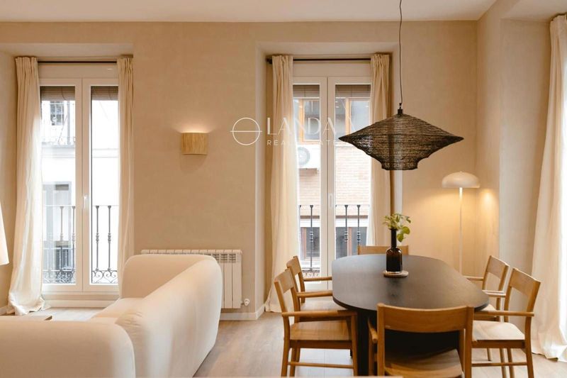 Piso en venta Madrid. Ref: 1071. Landa Real Estate