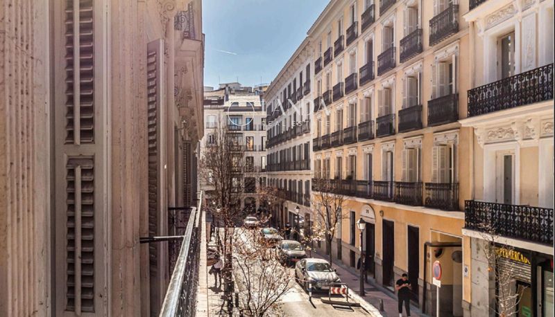 Piso en venta Madrid. Ref: 1072. Landa Real Estate