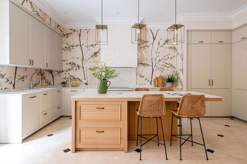 Dúplex en venta Madrid. Ref: 1090. Landa Real Estate