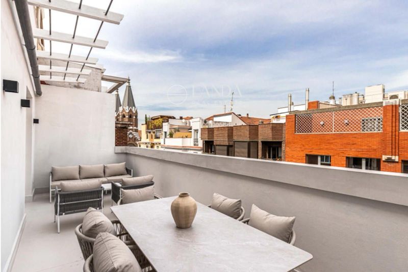 Ático en venta Madrid. Ref: 1092. Landa Real Estate