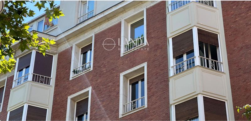 Ático en venta Madrid. Ref: 1093. Landa Real Estate